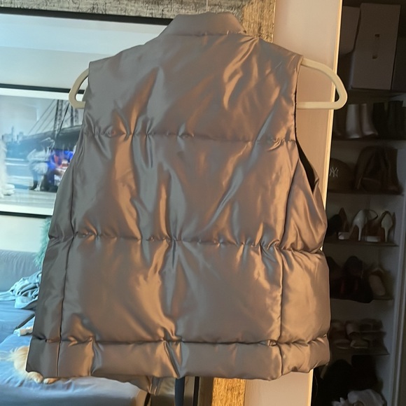 Vintage Gap Puffer Vest - Picture 2 of 4